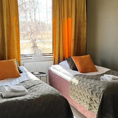 Hotel Pohjankievari Kempele Esterno foto